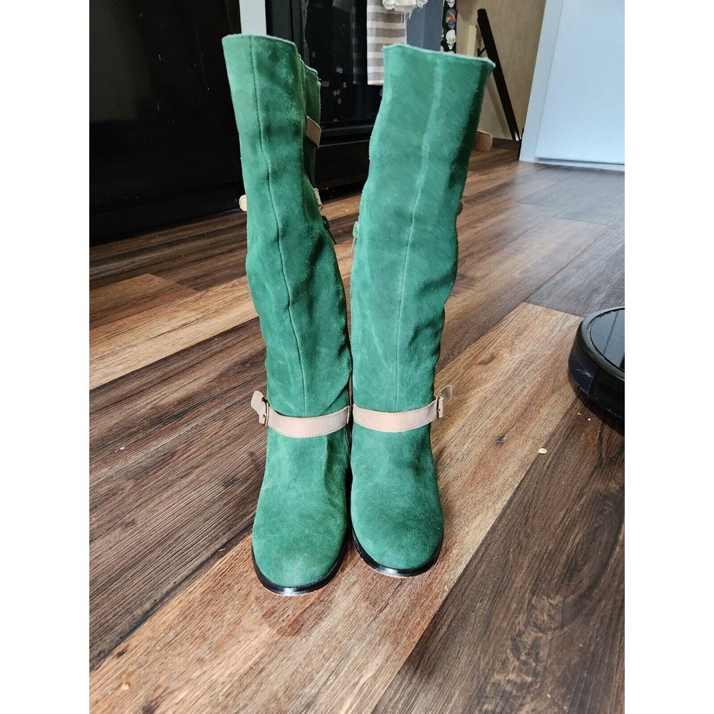 Twiggy London green leather boots, zip closure, size 6.5